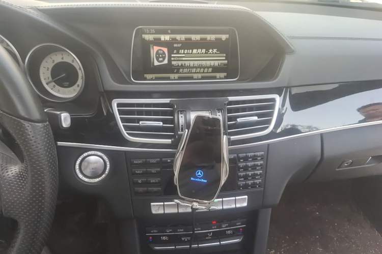 Used Mercedes-Benz E-Class 2015 E 320 L Sport 4MATIC Audio And AC Panel