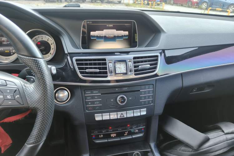 Used Mercedes-Benz E-Class 2015 Facelift E 200 L Sport Edition Audio And AC Panel