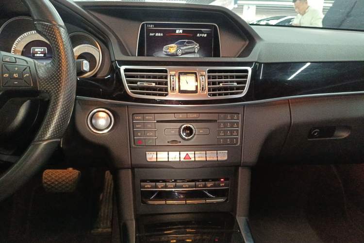 Used Mercedes-Benz E-Class 2015 Revised E 260 L Sporty and Stylish Edition Audio And AC Panel