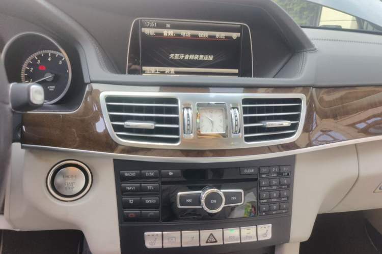 Used Mercedes-Benz E-Class 2015 E 320 L 4MATIC Audio And AC Panel
