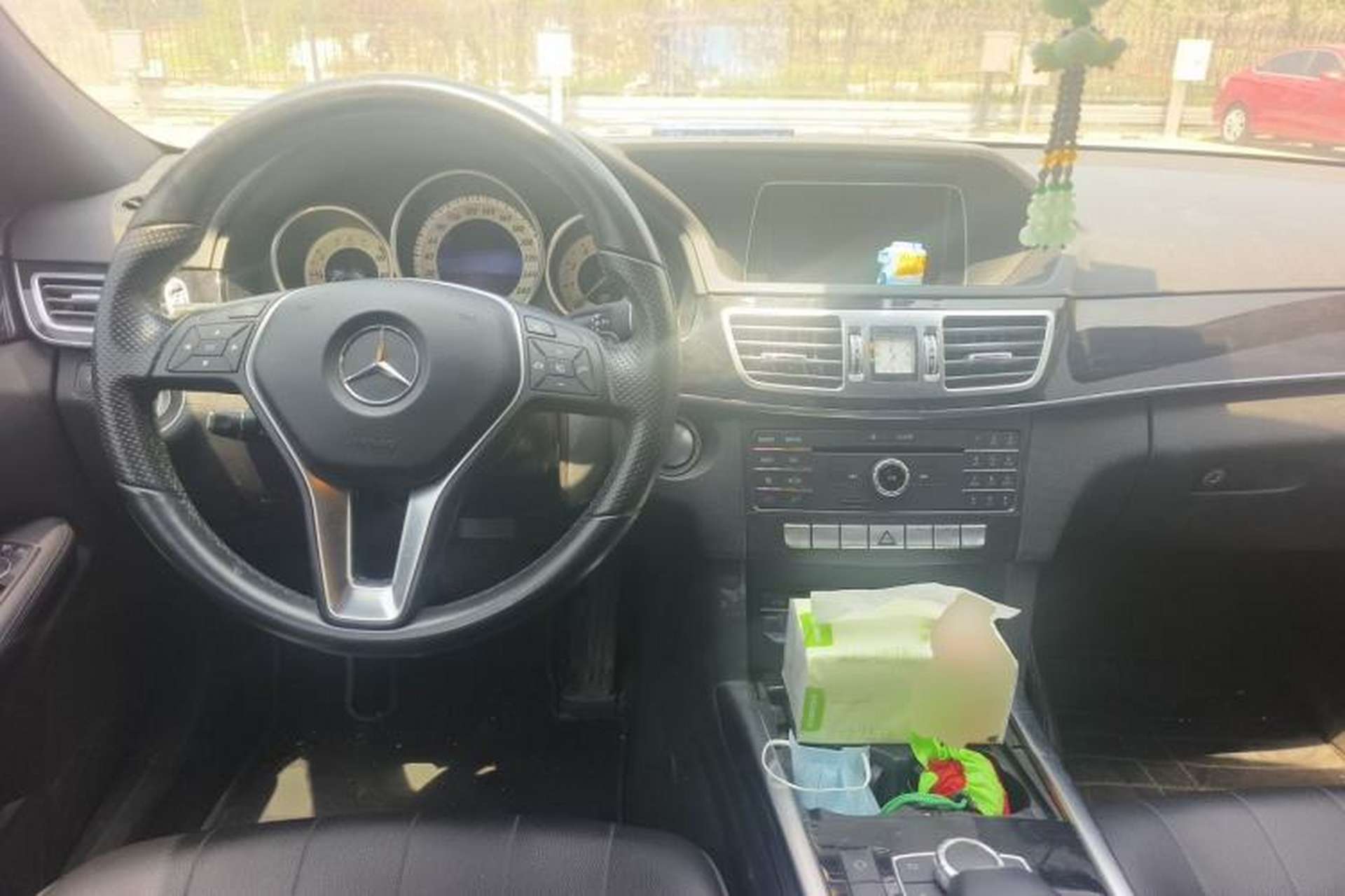 Used Mercedes-Benz E-Class 2015 E 260 L Sport & Fashion Model Center Console