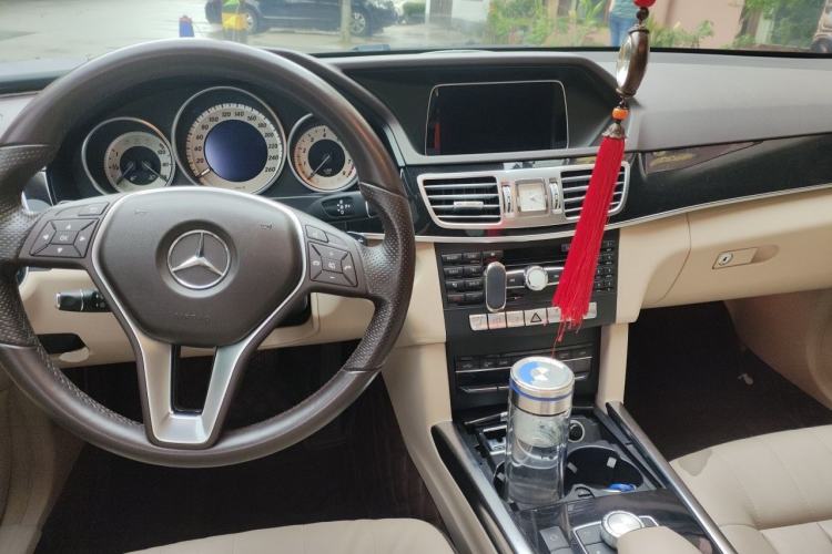 Used Mercedes-Benz E-Class 2015 E 260 L Sport Luxury Model Center Console