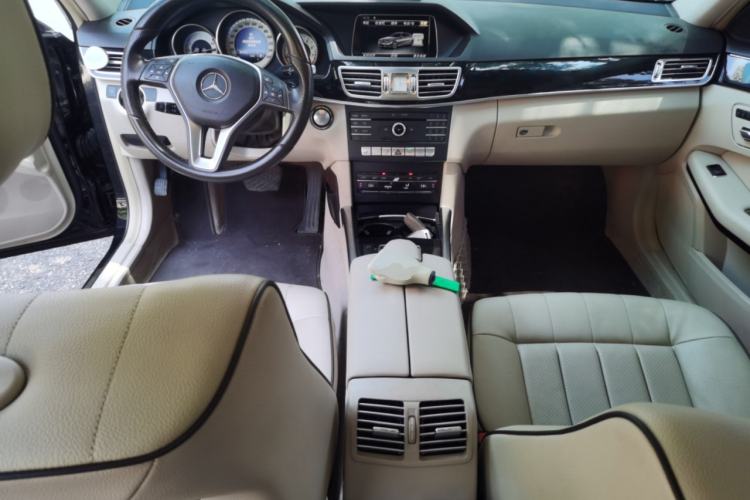 Used Mercedes-Benz E-Class 2015 Revised E 260 L Sporty and Stylish Edition Center Console