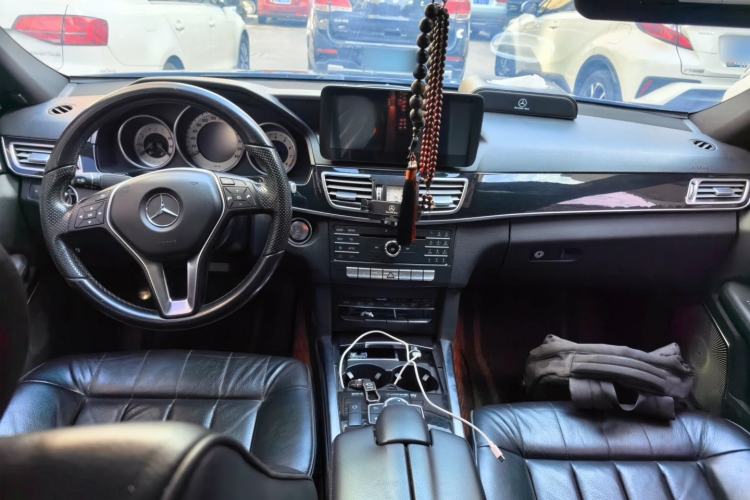 Used Mercedes-Benz E-Class 2015 Revised E 260 L Sport Luxury Edition Center Console
