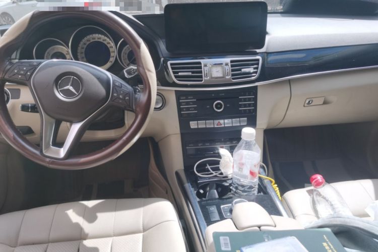 Used Mercedes-Benz E-Class 2015 Revised E 180 L Sport Edition Center Console