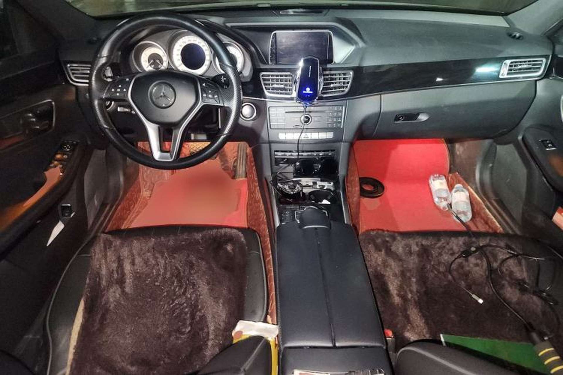 Used Mercedes-Benz E-Class 2015 Restyled E 260 L Sport Edition Center Console