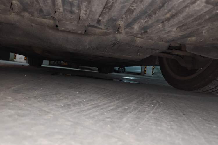 Used Mercedes-Benz E-Class 2015 E 200 L Chassis Front