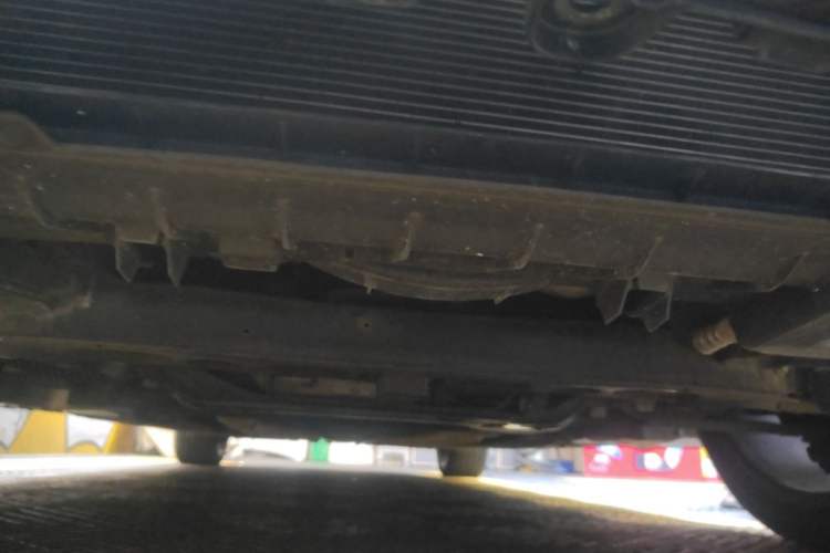 Used Mercedes-Benz E-Class 2015 E 320 L 4MATIC Chassis Front