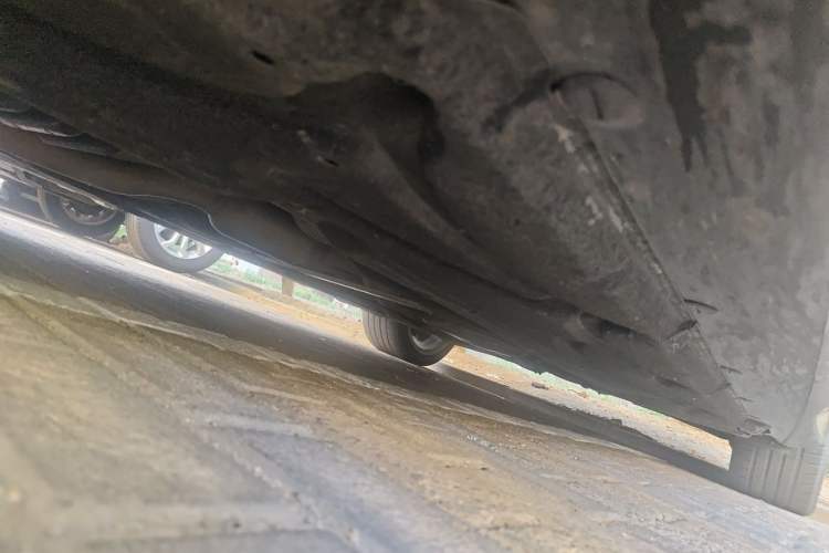Used Mercedes-Benz E-Class 2015 Revised E 260 L Chassis Front Left