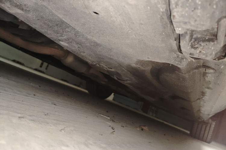 Used Mercedes-Benz E-Class 2015 Facelift E 200 L Chassis Front Left