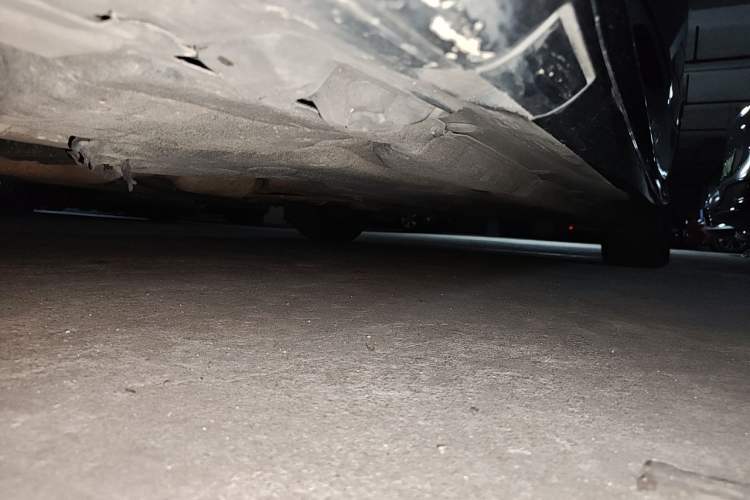 Used Mercedes-Benz E-Class 2015 Restyled E 260 L Sport Edition Chassis Front Left
