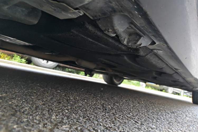 Used Mercedes-Benz E-Class 2015 E 200 L Chassis Front Left