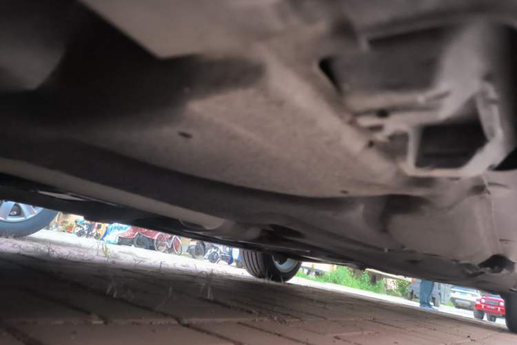 Used Mercedes-Benz E-Class 2015 E 320 L Sport 4MATIC Chassis Front Left