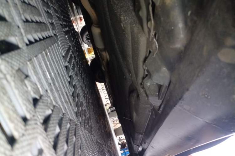 Used Mercedes-Benz E-Class 2015 Revised E 260 L Chassis Front Left
