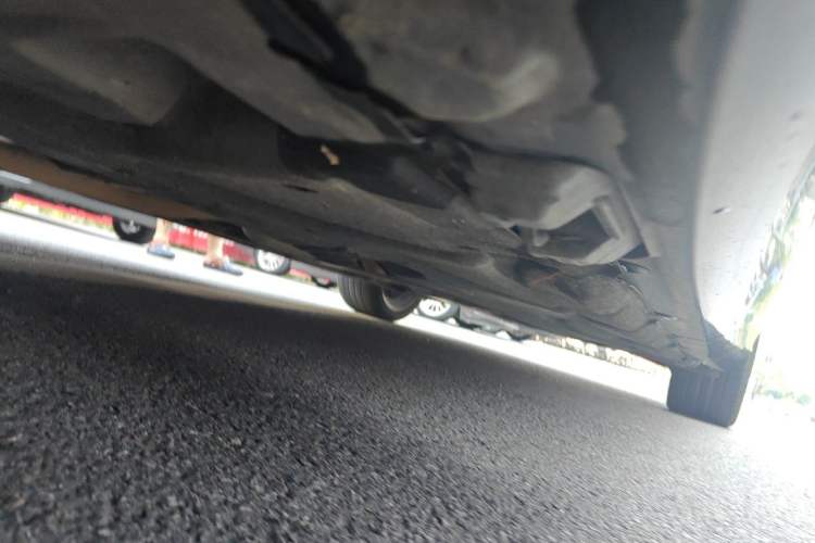 Used Mercedes-Benz E-Class 2015 Revised E 260 L Chassis Front Left