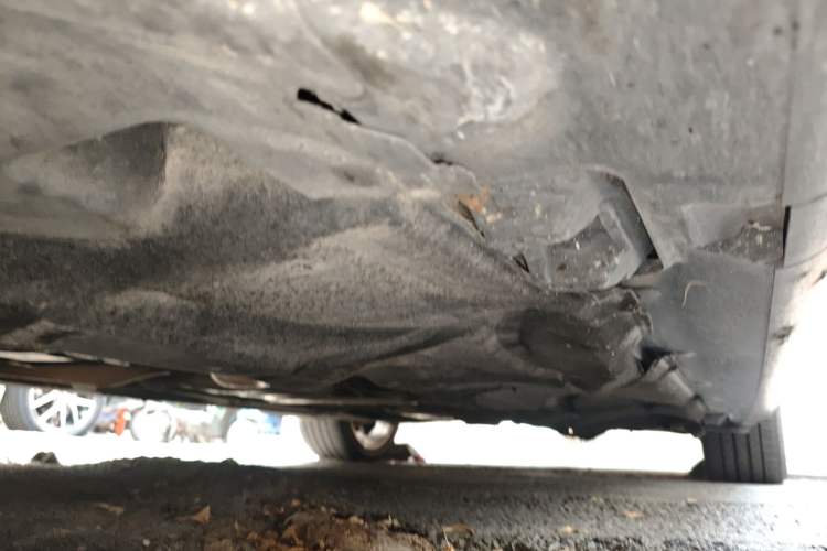 Used Mercedes-Benz E-Class 2015 E 320 L Sport 4MATIC Chassis Front Left
