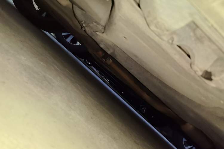 Used Mercedes-Benz E-Class 2015 E 260 L Sport & Fashion Model Chassis Front Left