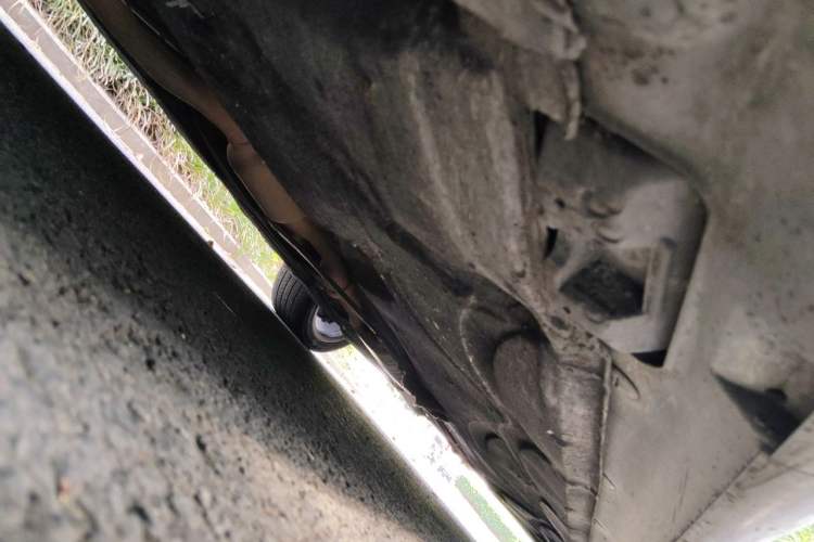 Used Mercedes-Benz E-Class 2015 E 260 L Sport Edition Chassis Front Left