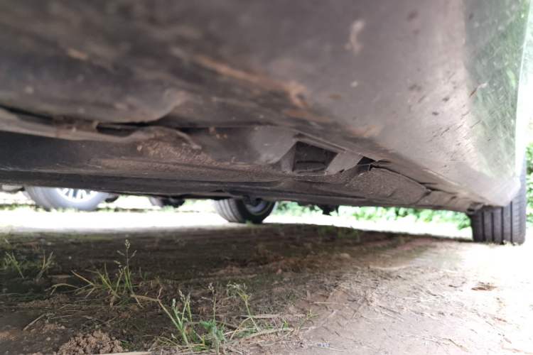 Used Mercedes-Benz E-Class 2015 E 260 L Chassis Front Left