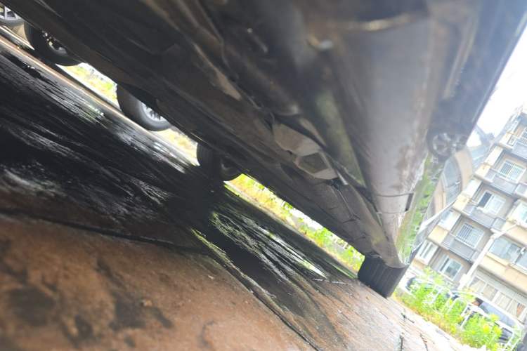 Used Mercedes-Benz E-Class 2015 E 260 L Sport & Fashion Model Chassis Front Left