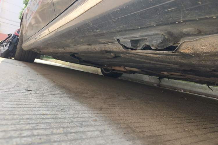 Used Mercedes-Benz E-Class 2015 Restyled E 260 L Sport Edition Chassis Front Left