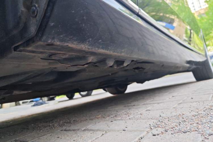 Used Mercedes-Benz E-Class 2015 Facelift E 200 L Chassis Front Left