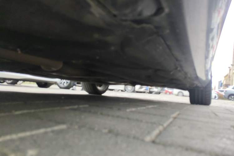 Used Mercedes-Benz E-Class 2015 E 320 L 4MATIC Chassis Front Left