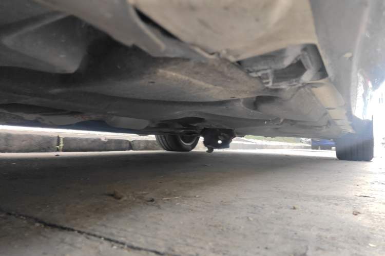 Used Mercedes-Benz E-Class 2015 E 200 L Chassis Front Left