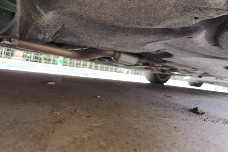 Used Mercedes-Benz E-Class 2015 Facelift E 200 L Chassis Front Left
