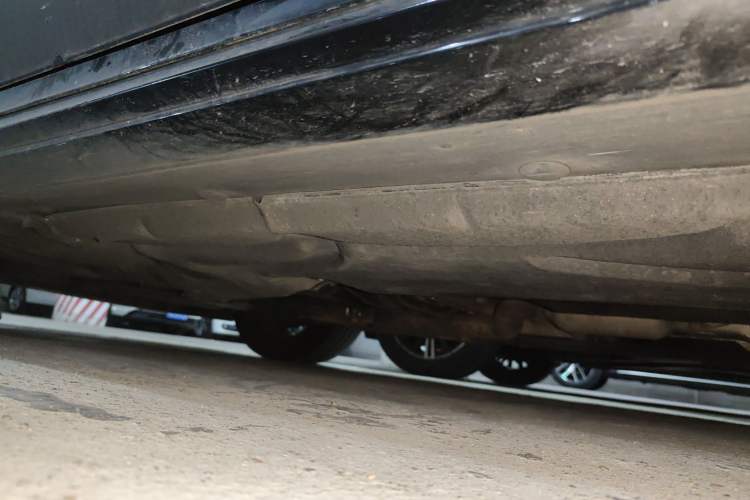 Used Mercedes-Benz E-Class 2015 E 260 L Sport Luxury Model Chassis Front Left
