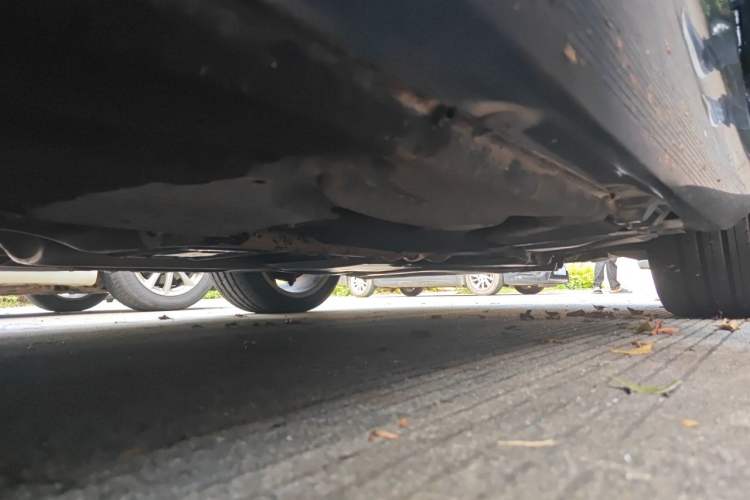 Used Mercedes-Benz E-Class 2015 E 320 L 4MATIC Chassis Front