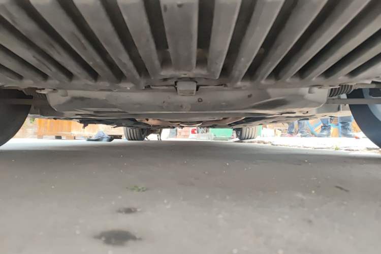 Used Mercedes-Benz E-Class 2015 E 320 L Sport 4MATIC Chassis Front