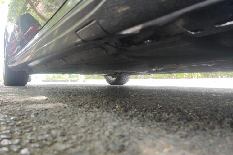 Used Mercedes-Benz E-Class 2015 Restyled E 260 L Sport Edition Chassis Front Right