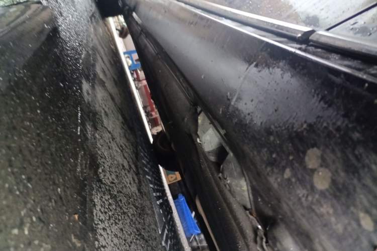 Used Mercedes-Benz E-Class 2015 Revised E 260 L Chassis Front Right