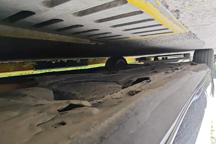 Used Mercedes-Benz E-Class 2015 E 260 L Chassis Front Right