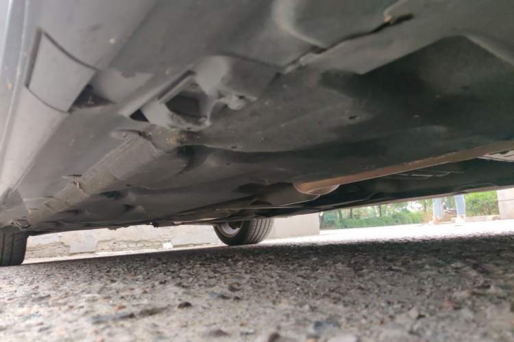 Used Mercedes-Benz E-Class 2015 Restyled E 260 L Sport Edition Chassis Front Right
