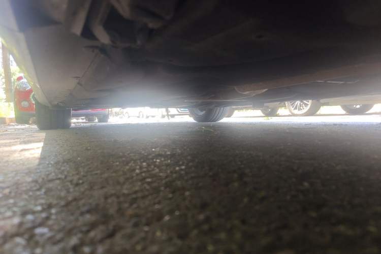 Used Mercedes-Benz E-Class 2015 Restyled E 260 L Sport Edition Chassis Front Right