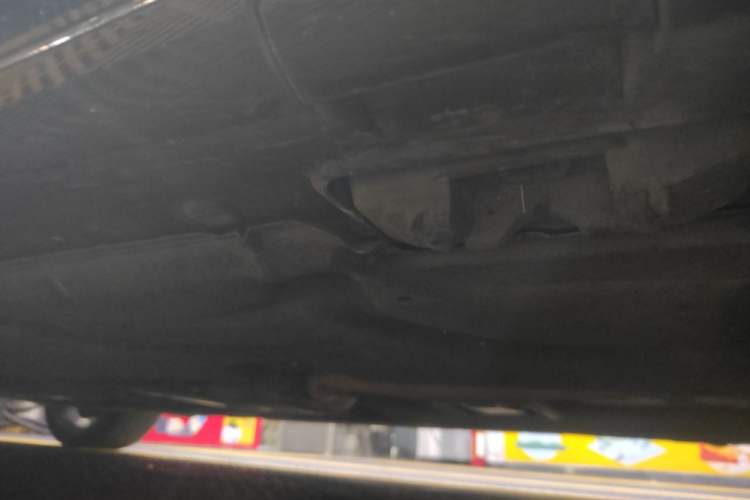 Used Mercedes-Benz E-Class 2015 E 320 L 4MATIC Chassis Front Right