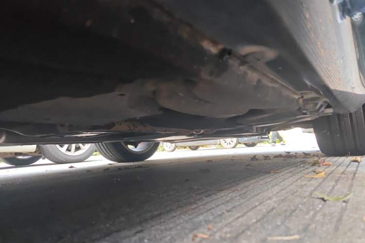 Used Mercedes-Benz E-Class 2015 E 320 L 4MATIC Chassis Front Right