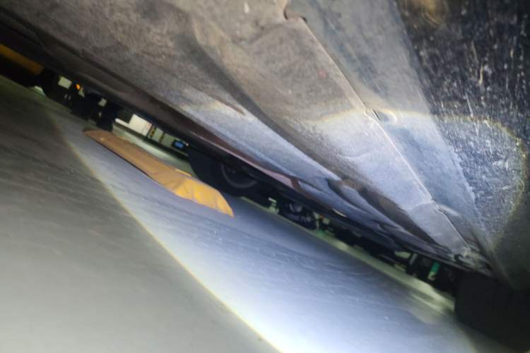 Used Mercedes-Benz E-Class 2015 E 260 L Chassis Front Right