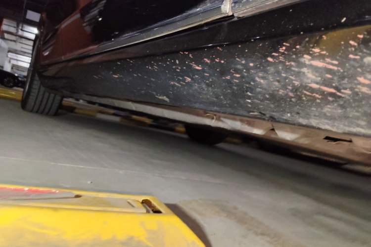 Used Mercedes-Benz E-Class 2015 Facelift E 200 L Chassis Front Right
