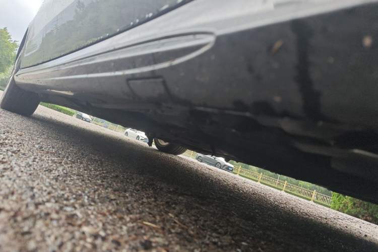 Used Mercedes-Benz E-Class 2015 Restyled E 260 L Sport Edition Chassis Front Right