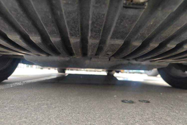 Used Mercedes-Benz E-Class 2015 E 320 L Chassis Front
