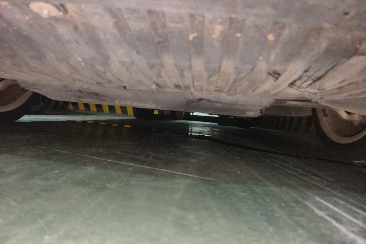 Used Mercedes-Benz E-Class 2015 E 200 L Chassis Front