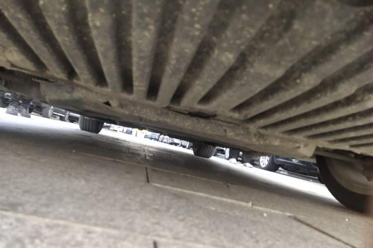Used Mercedes-Benz E-Class 2015 E 320 L Sport 4MATIC Chassis Front