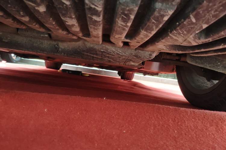 Used Mercedes-Benz E-Class 2015 E 200 L Chassis Front
