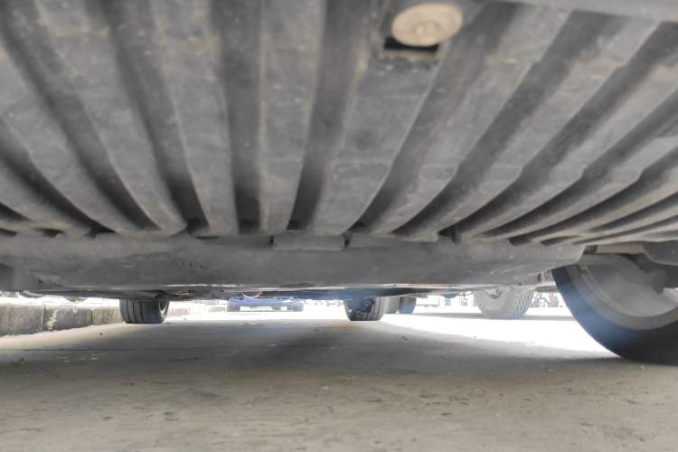 Used Mercedes-Benz E-Class 2015 E 200 L Chassis Front