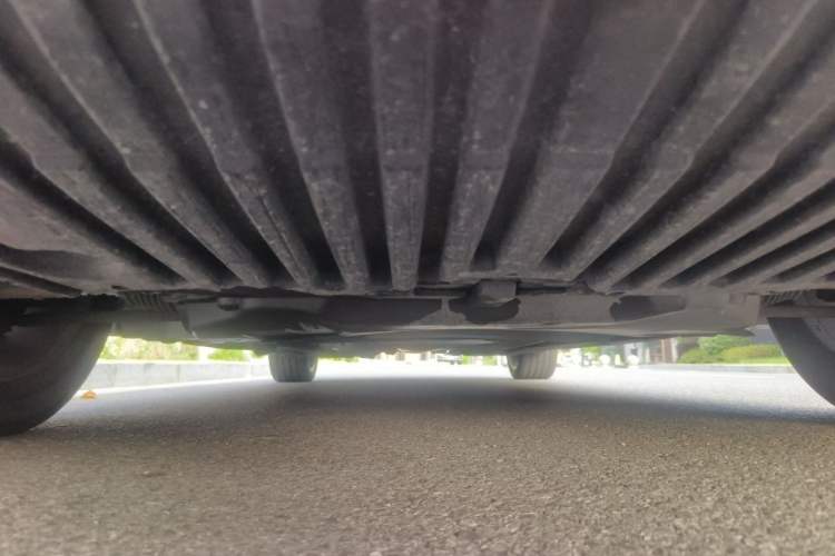 Used Mercedes-Benz E-Class 2015 E 320 L 4MATIC Chassis Front
