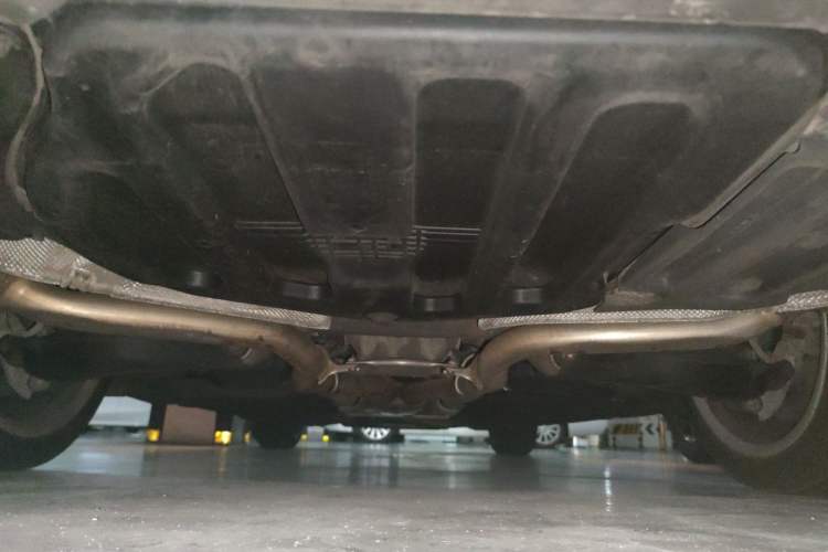 Used Mercedes-Benz E-Class 2015 E 200 L Chassis Rear