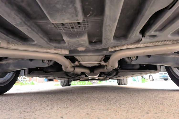 Used Mercedes-Benz E-Class 2015 E 320 L 4MATIC Chassis Rear